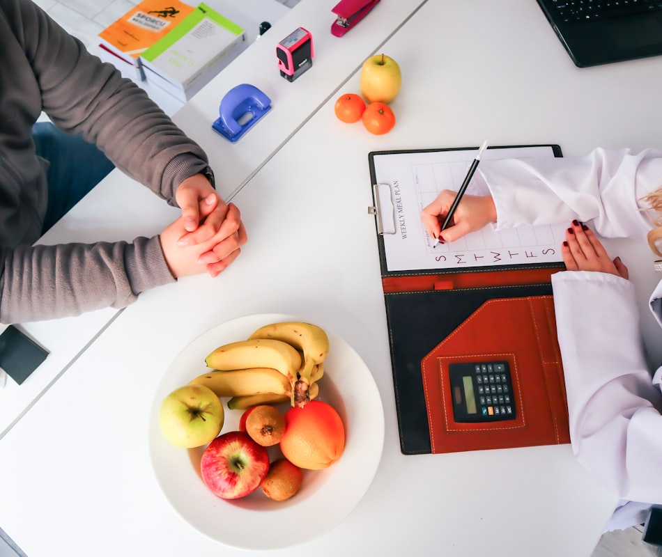 Professional nutrition coaching session online